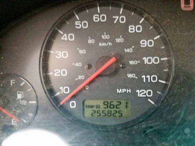 4S3BH635926311051 - 2002 SUBARU LEGACY L SILVER photo 8