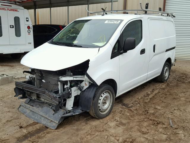 3N63M0ZN3FK693094 - 2015 CHEVROLET CITY EXPRE WHITE photo 2