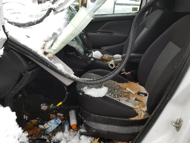 ZFBERFAB4H6E14699 - 2017 RAM PROMASTER 白色 照片 5