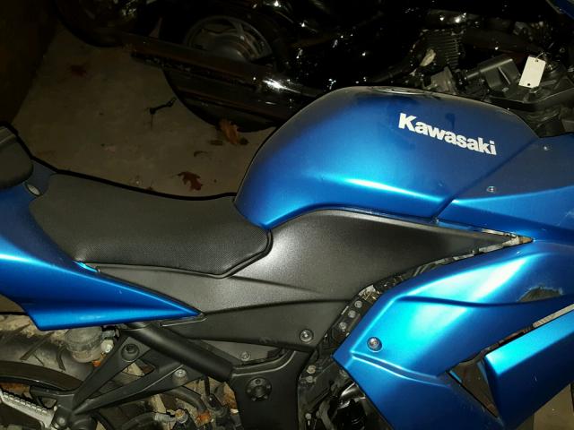 JKAEXMJ16ADA60565 - 2010 KAWASAKI EX250 J BLUE photo 5