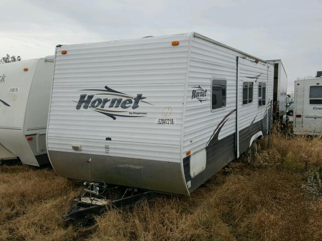 4YDT26R2787200324 - 2008 KEYSTONE HORNET WHITE photo 2