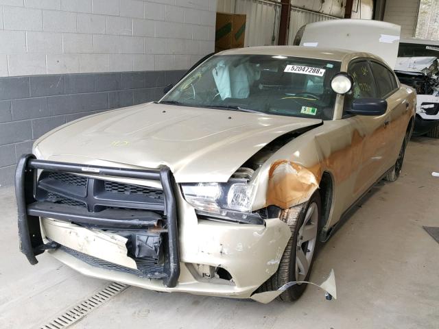 2C3CDXAT4DH647963 - 2013 DODGE CHARGER PO TAN photo 2