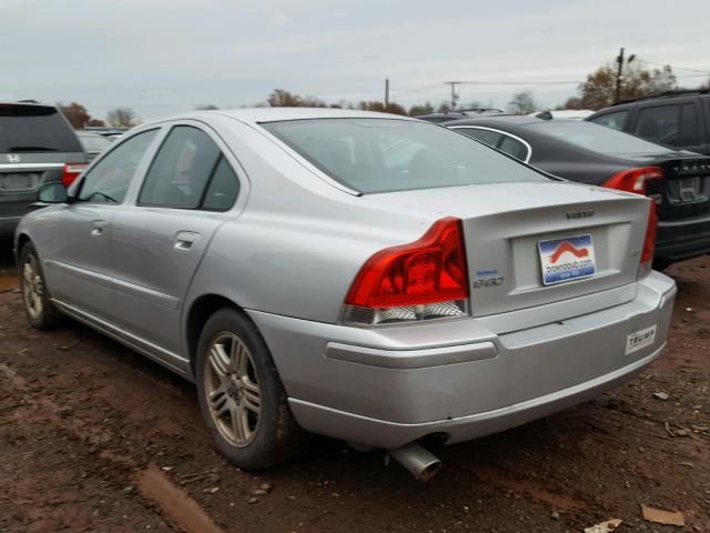 YV1RS592462510412 - 2006 VOLVO S60 2.5T SILVER photo 3