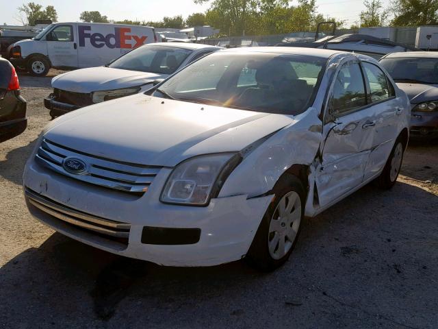 3FAHP06Z77R180145 - 2007 FORD FUSION S WHITE photo 2