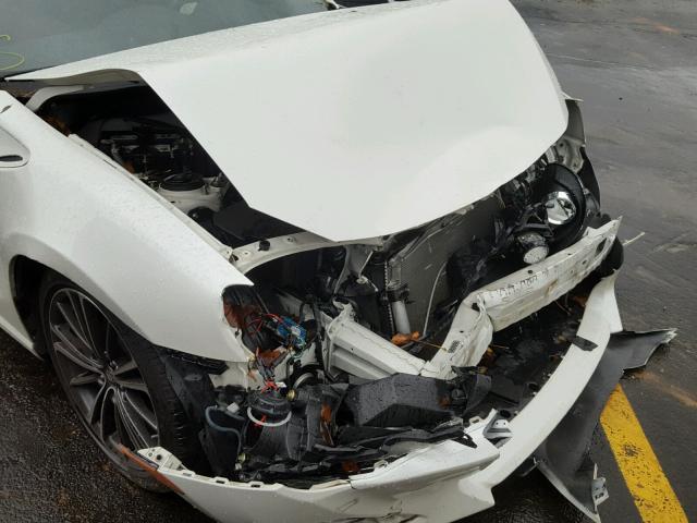 JF1ZNAA10E9701670 - 2014 TOYOTA SCION FR-S WHITE photo 9