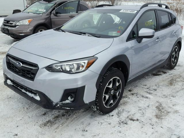 JF2GTAAC7JH211964 - 2018 SUBARU CROSSTREK SILVER photo 2