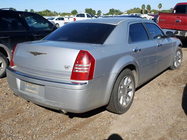 2C3KA63HX6H277886 - 2006 CHRYSLER 300C SILVER photo 4