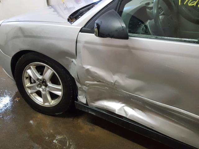 1G1ZT54855F190015 - 2005 CHEVROLET MALIBU LS SILVER photo 9