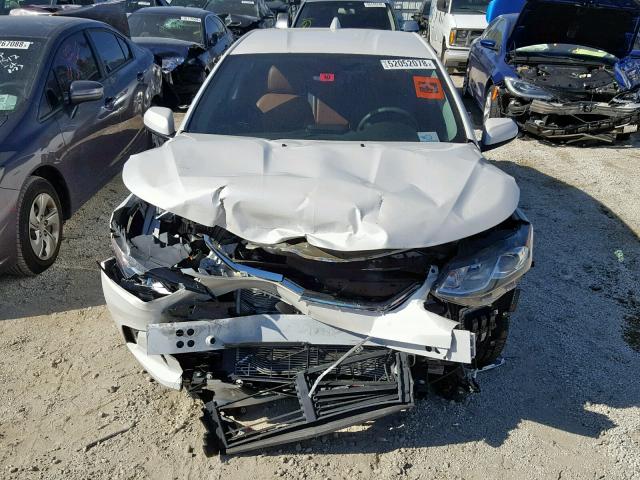 1G1RA6S52GU132950 - 2016 CHEVROLET VOLT LT WHITE photo 9