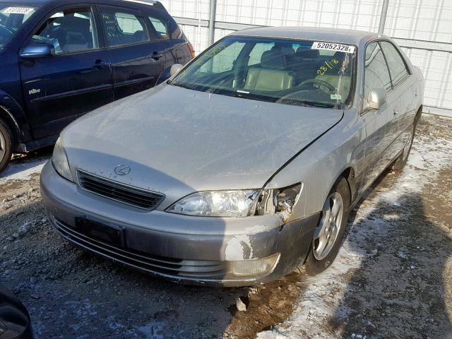 JT8BF22G3V0042326 - 1997 LEXUS ES 300 BEIGE photo 2