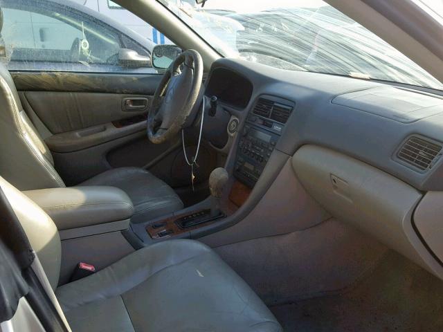 JT8BF22G3V0042326 - 1997 LEXUS ES 300 BEIGE photo 5