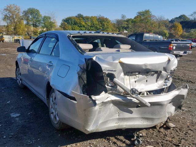 JTNBB46K773000455 - 2007 TOYOTA CAMRY HYBR SILVER photo 3