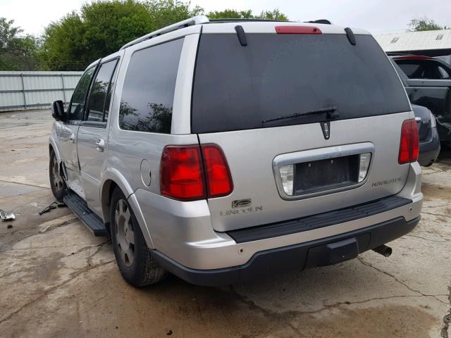 5LMFU28516LJ22375 - 2006 LINCOLN NAVIGATOR Күміс фото 3