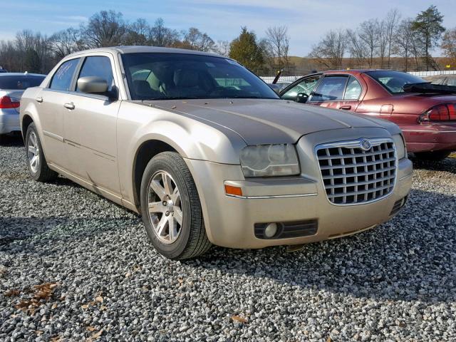 2C3LA53G66H520549 - 2006 CHRYSLER 300 TOURIN GOLD photo 1