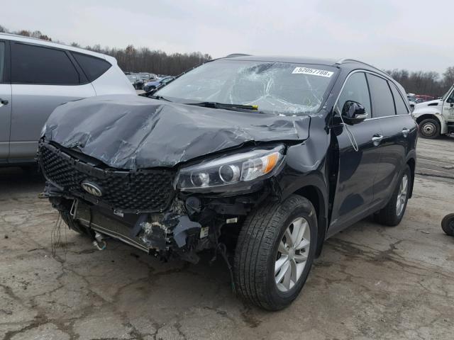 5XYPGDA39JG364374 - 2018 KIA SORENTO LX BLACK photo 2