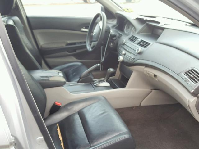 1HGCP26398A083649 - 2008 HONDA ACCORD SILVER photo 5