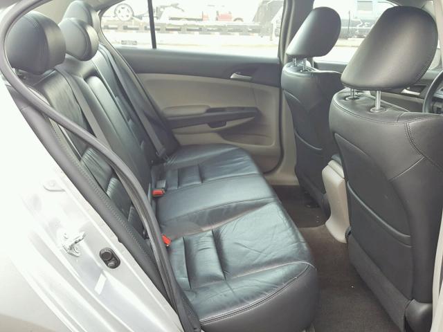 1HGCP26398A083649 - 2008 HONDA ACCORD SILVER photo 6