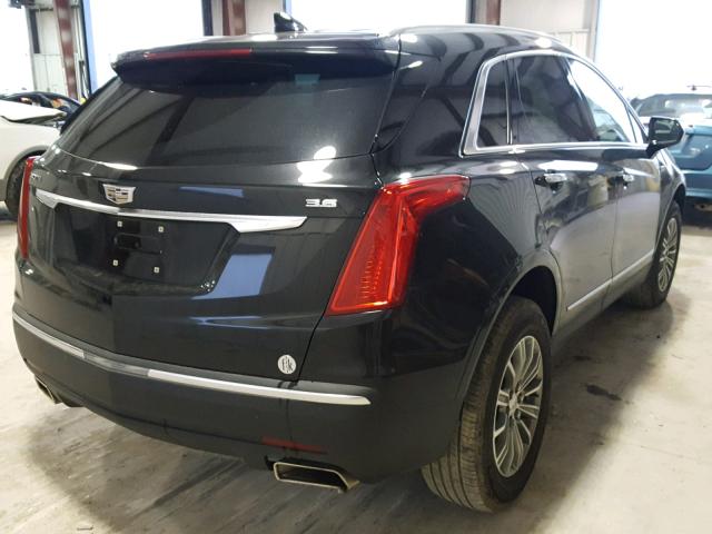 1GYKNBRS6HZ246112 - 2017 CADILLAC XT5 LUXURY BLACK photo 4