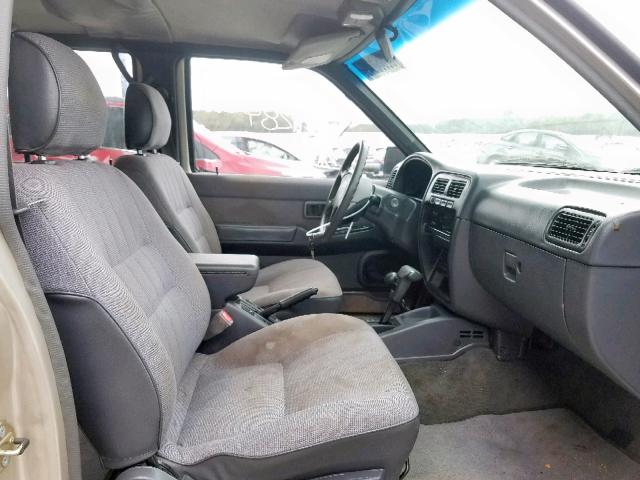 JN8HD17Y9SW075955 - 1995 NISSAN PATHFINDER TAN photo 5