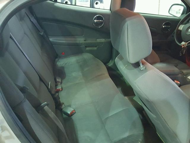 2G2WP522241369233 - 2004 PONTIAC GRAND PRIX SILVER photo 6