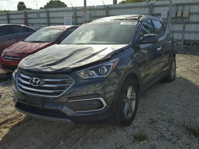 5XYZT3LB3JG573080 - 2018 HYUNDAI SANTA FE S GRAY photo 2