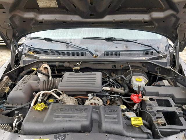 1B7HG48N72S671310 - 2002 DODGE DAKOTA QUA GRAY photo 7