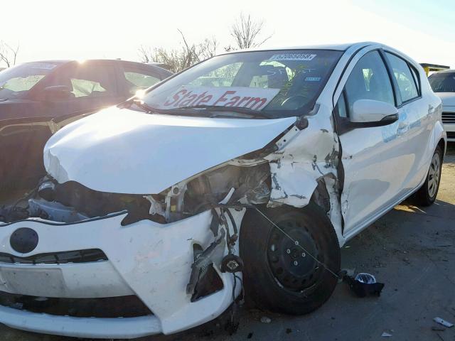 JTDKDTB3XE1559479 - 2014 TOYOTA PRIUS C WHITE photo 2