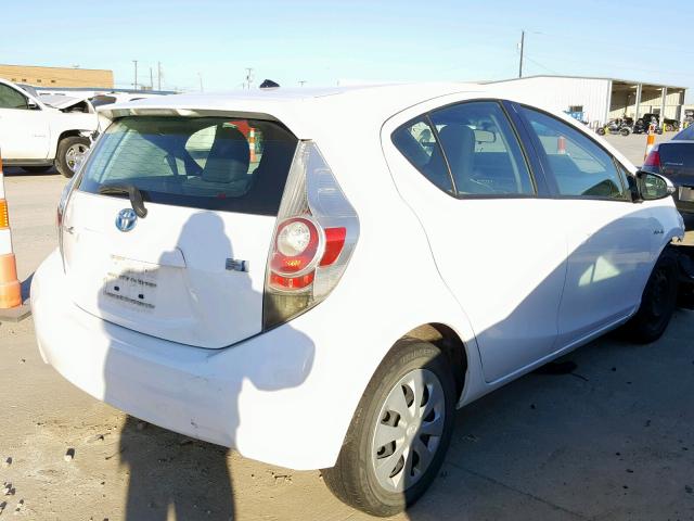 JTDKDTB3XE1559479 - 2014 TOYOTA PRIUS C WHITE photo 4