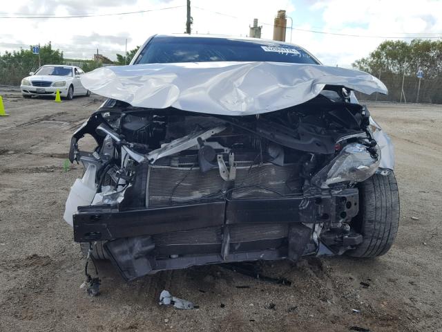 4T1BK1EB5FU181015 - 2015 TOYOTA AVALON XLE SILVER photo 9