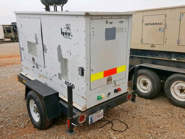 JRSC110305KLP1736 - 2003 OTHR GENERATOR WHITE photo 3