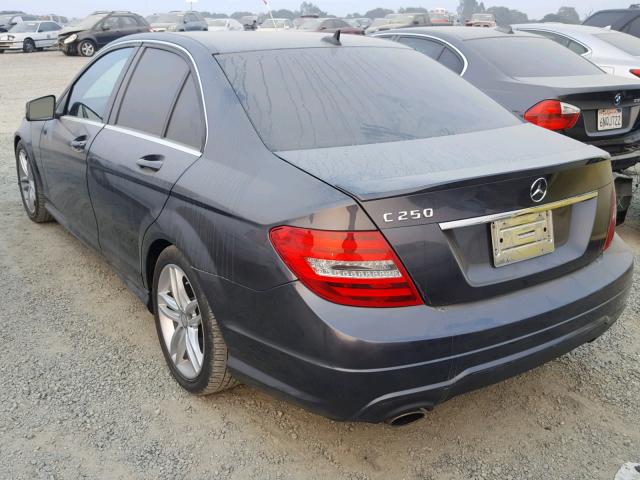 WDDGF4HB9DR271608 - 2013 MERCEDES-BENZ C 250 GRAY photo 3