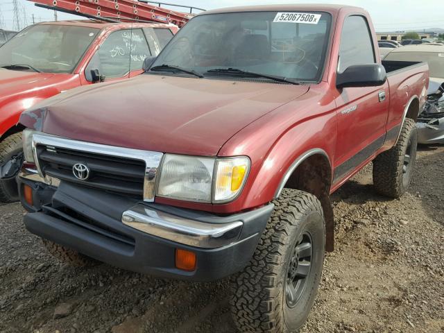 4TAPM62N4YZ666232 - 2000 TOYOTA TACOMA RED photo 2