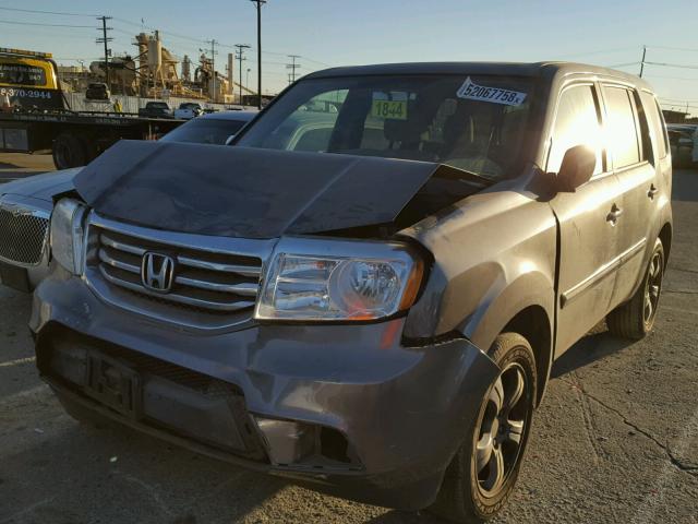 5FNYF4H33FB078466 - 2015 HONDA PILOT SE GRAY photo 2