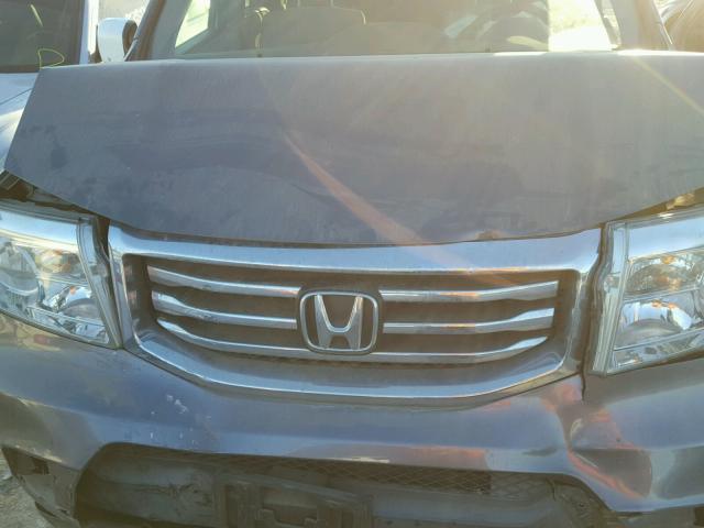 5FNYF4H33FB078466 - 2015 HONDA PILOT SE GRAY photo 9