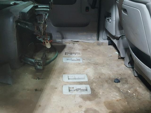 1GNDV33L16D135782 - 2006 CHEVROLET UPLANDER L 银色 照片 6