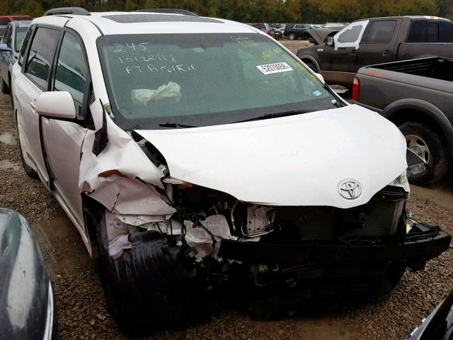 5TDXZ3DC0HS813289 - 2017 TOYOTA SIENNA SE WHITE photo 1