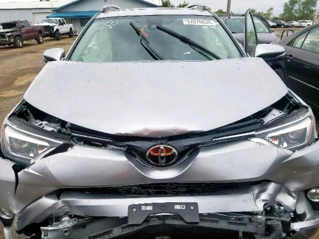 JTMDFREV2JJ234757 - 2018 TOYOTA RAV4 LIMIT GRAY photo 7