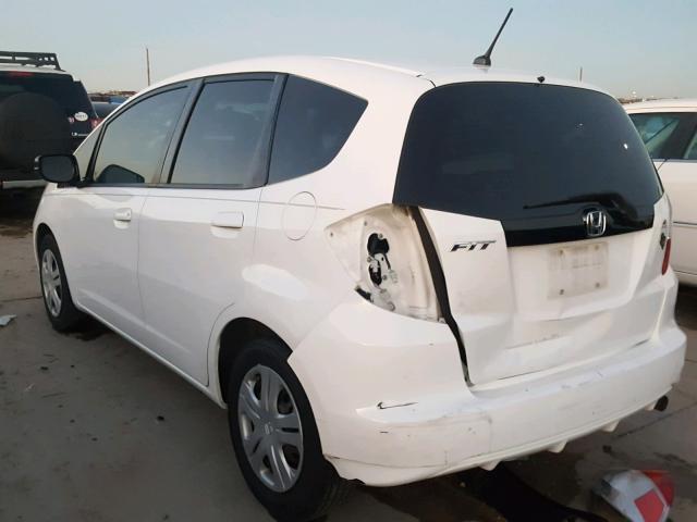 JHMGE8H30BS004522 - 2011 HONDA FIT WHITE photo 3