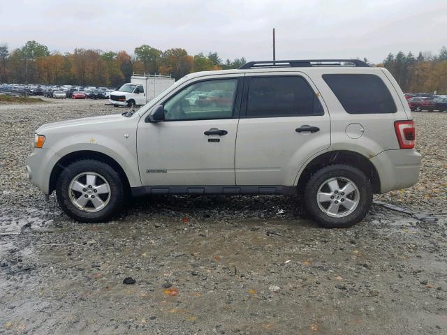 1FMCU93168KC67665 - 2008 FORD ESCAPE XLT WHITE photo 9