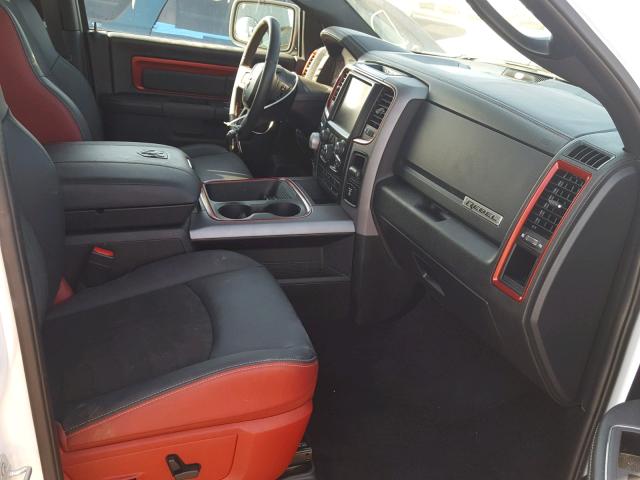 1C6RR7YT6HS811202 - 2017 RAM 1500 REBEL თეთრი ფოტო 5