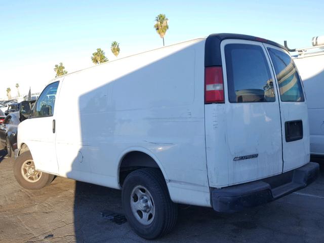 1GCFG15X271167028 - 2007 CHEVROLET EXPRESS G1 WHITE photo 3