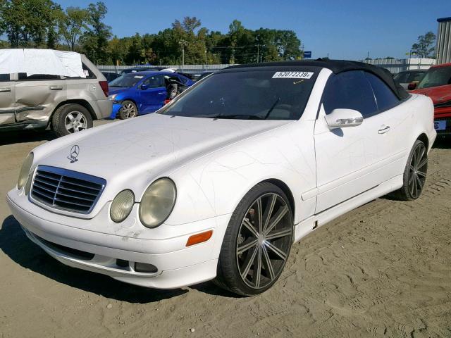 WDBLK65G5YT043838 - 2000 MERCEDES-BENZ CLK 320 WHITE photo 2