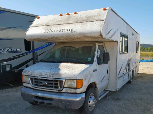 1FDXE45S66HA24570 - 2006 FORD E450 WHITE photo 2