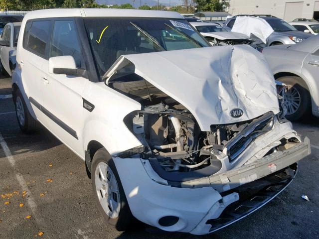 KNDJT2A53D7771034 - 2013 KIA SOUL WHITE photo 1