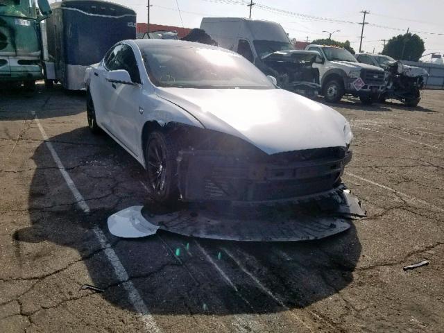 5YJSA1E18HF199387 - 2017 TESLA MODEL S أبيض صورة 1