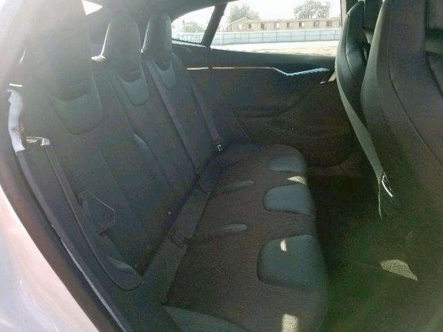 5YJSA1E18HF199387 - 2017 TESLA MODEL S أبيض صورة 6