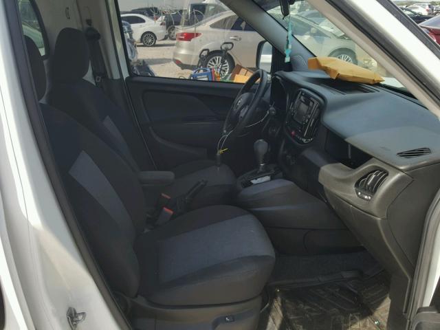 ZFBERFBT2F6A66048 - 2015 RAM PROMASTER 白色 照片 5