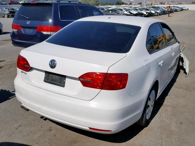 3VW2K7AJ8EM370763 - 2014 VOLKSWAGEN JETTA BASE Սպիտակ լուսանկար 4