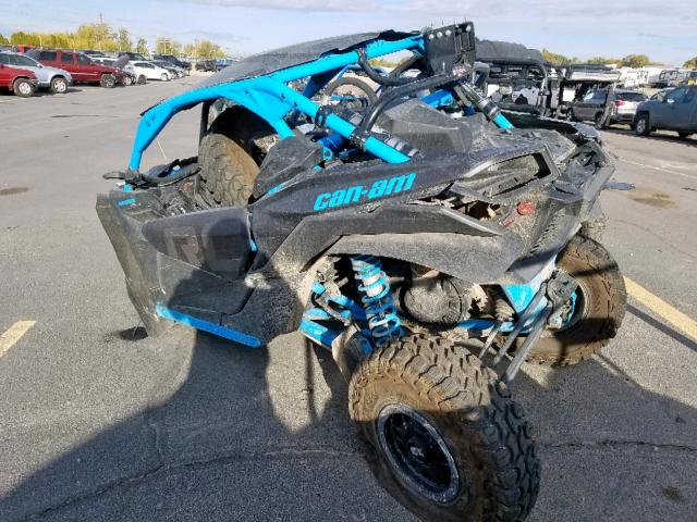 3JBVVAW4XKK000061 - 2019 CAN-AM MAVERICK X TWO TONE photo 3