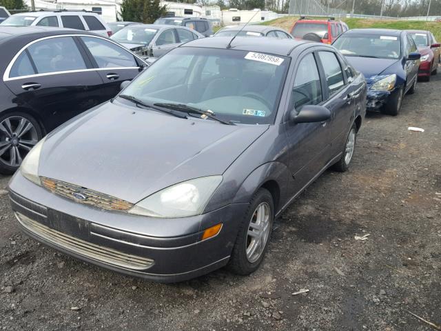 1FAFP34Z54W176681 - 2004 FORD FOCUS SE C GRAY photo 2